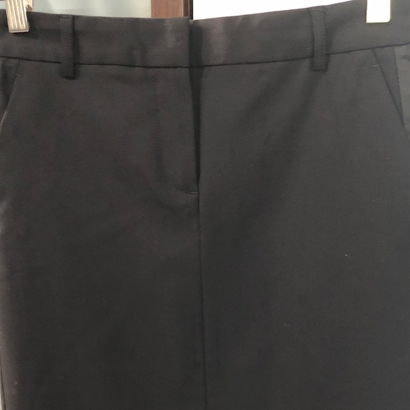 Theory "Sealy" Pencil Skirt NWOT - Black Size 2 (See Measurements) - Picture 3 of 9